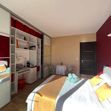 Millefleurs Homestay *